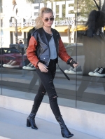 Filename=PBBR4.JPG
Filesize=694KiB
Dimensions=1993x3000
Date added=Jan 18, 2018 PBBR4.JPG