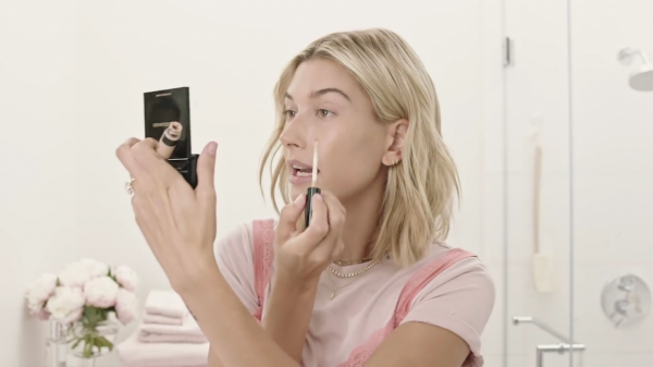 VOGUE123.png