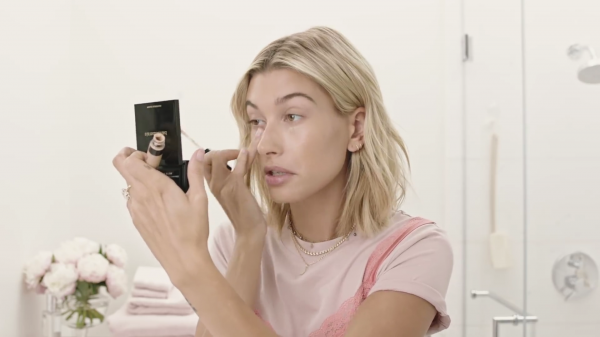 VOGUE136.png