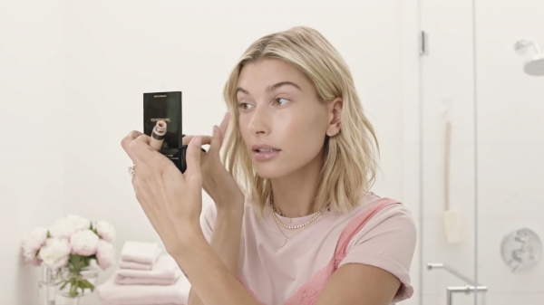 VOGUE142.png