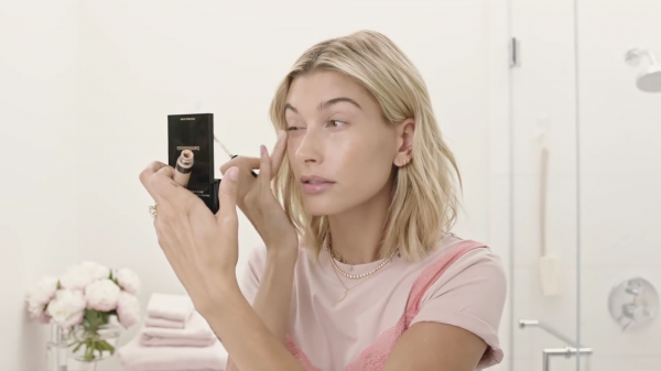 VOGUE144.png