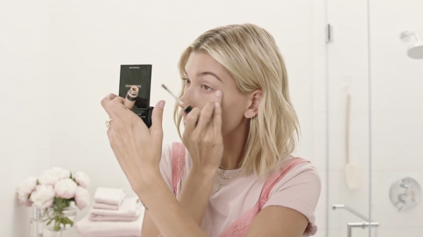 VOGUE156.png
