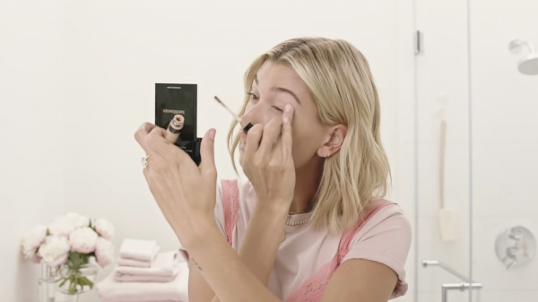 VOGUE159.png