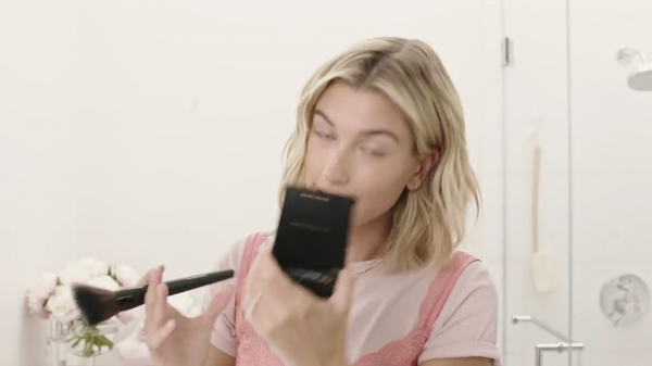 VOGUE202.png
