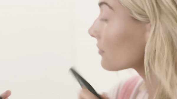 VOGUE216.png