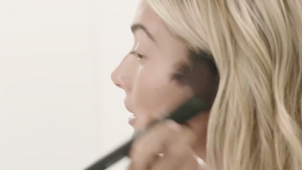 VOGUE223.png