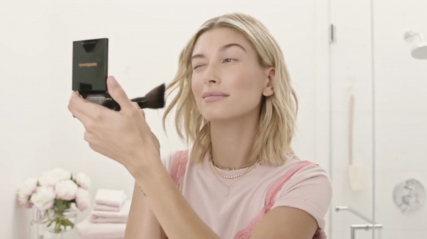 VOGUE228.png