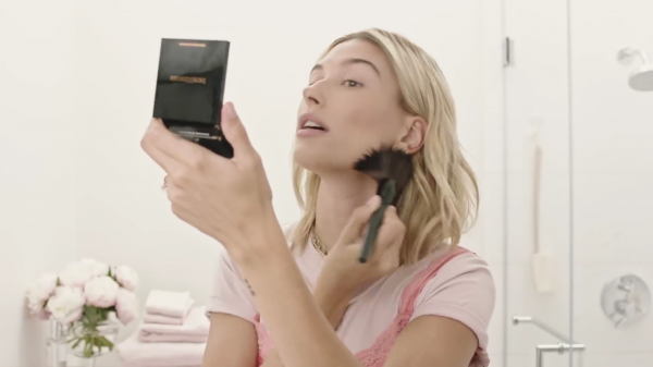 VOGUE237.png