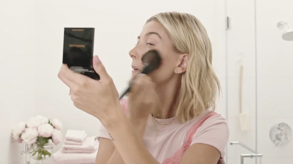 VOGUE239.png