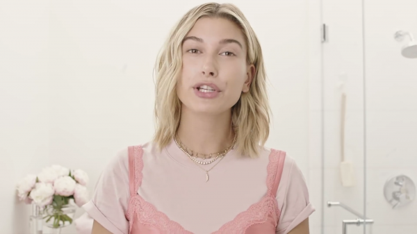 VOGUE24.png
