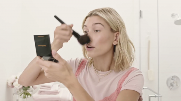 VOGUE245.png