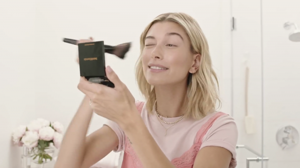 VOGUE252.png