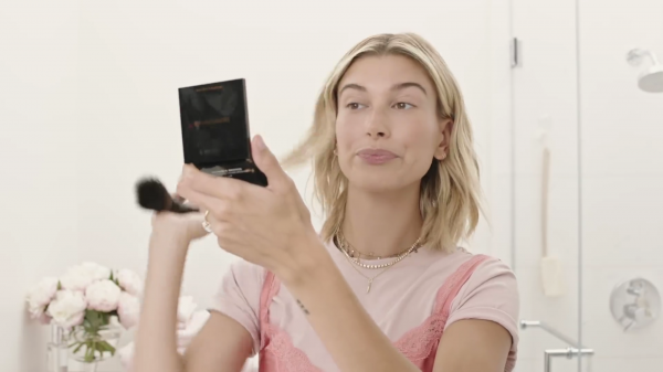 VOGUE256.png