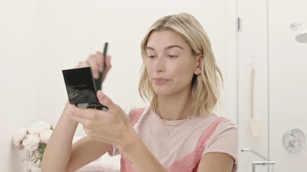 VOGUE258.png