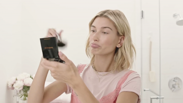 VOGUE260.png