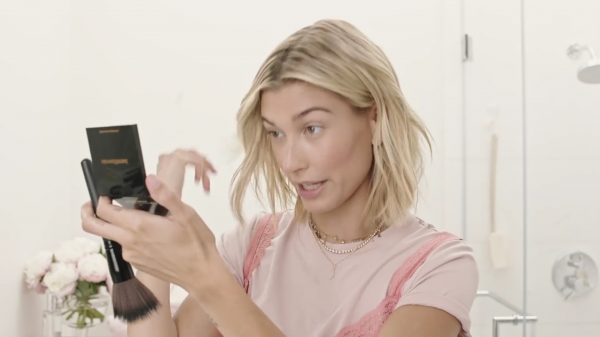 VOGUE286.png