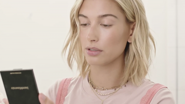 VOGUE317.png