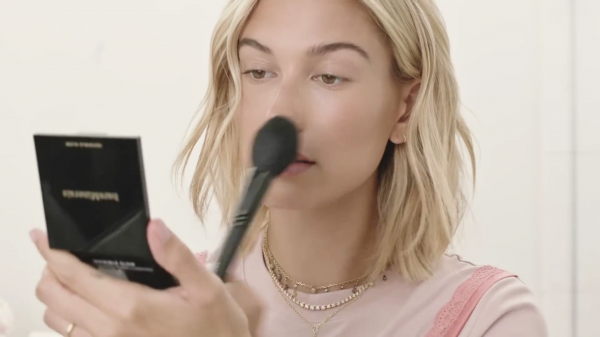 VOGUE319.png