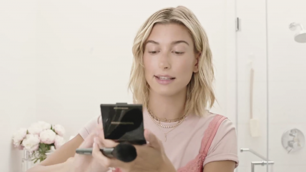 VOGUE367.png