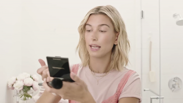VOGUE368.png