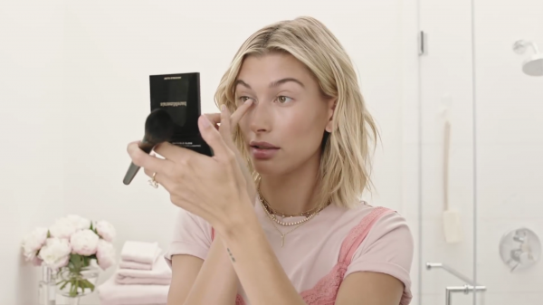 VOGUE377.png