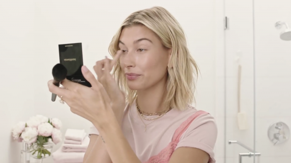 VOGUE383.png
