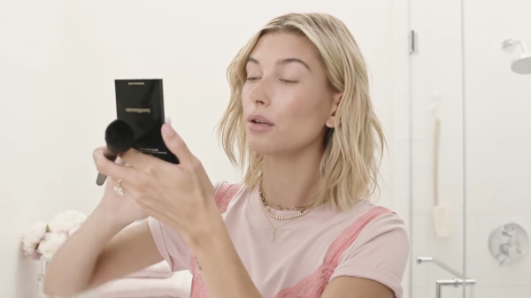 VOGUE386.png