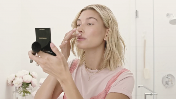 VOGUE390.png