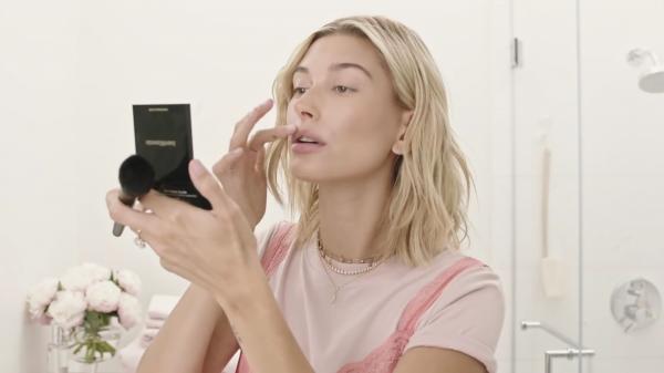 VOGUE391.png
