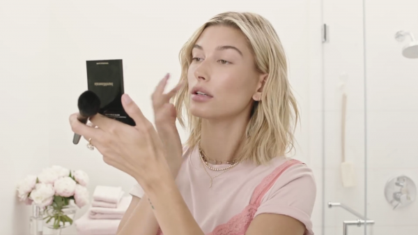 VOGUE393.png