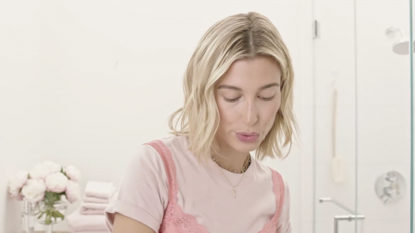 VOGUE463.png