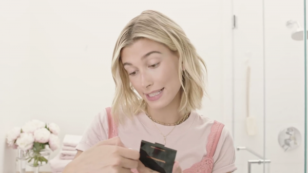 VOGUE465.png