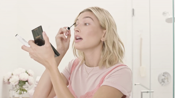 VOGUE495.png