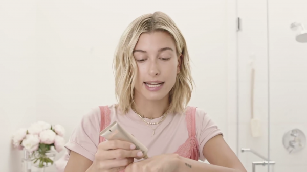 VOGUE51.png