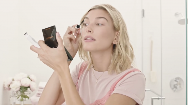 VOGUE513.png