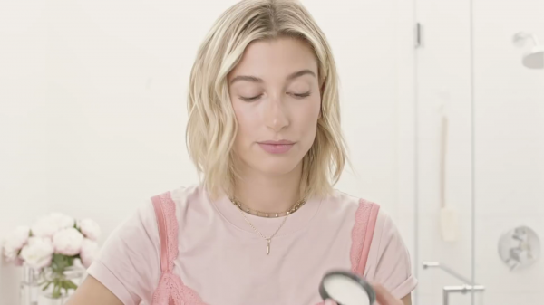 VOGUE533.png