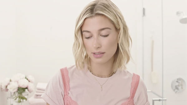VOGUE541.png
