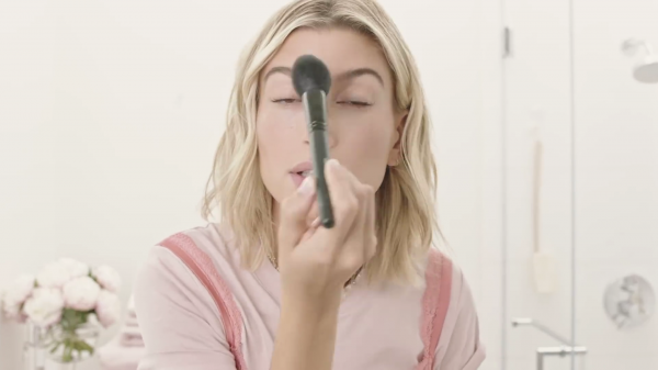 VOGUE560.png