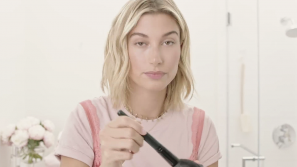 VOGUE564.png