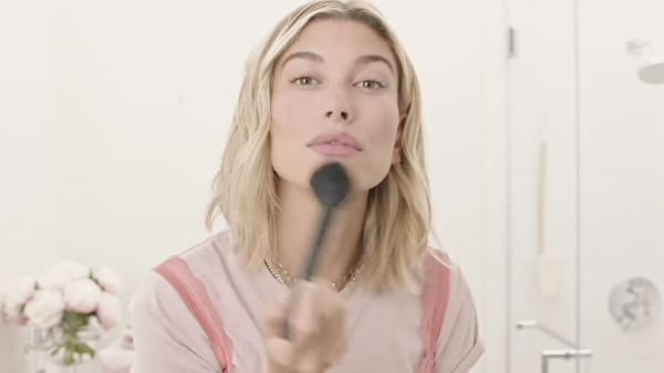 VOGUE578.png