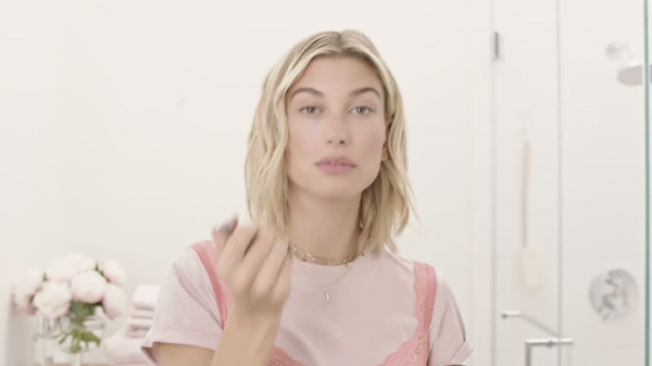 VOGUE587.png