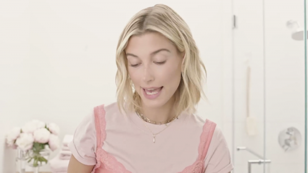 VOGUE589.png