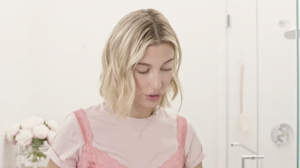 VOGUE594.png