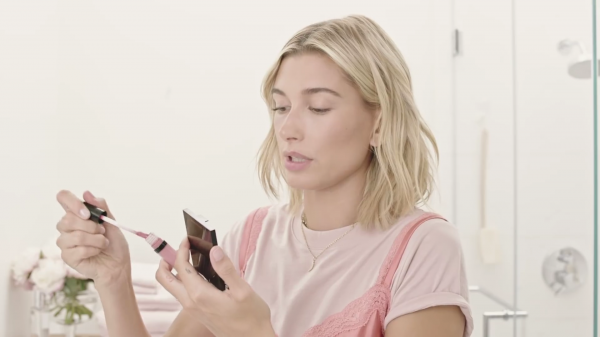 VOGUE616.png