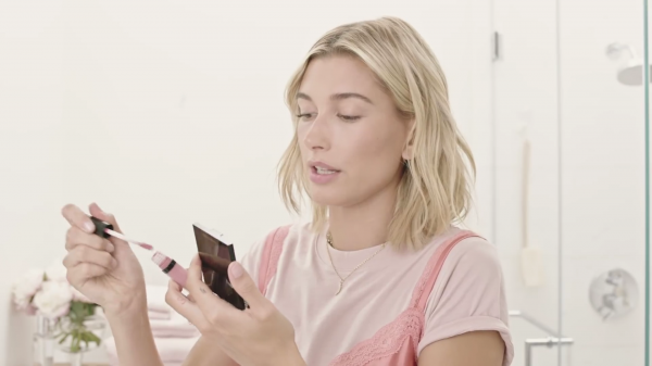 VOGUE617.png