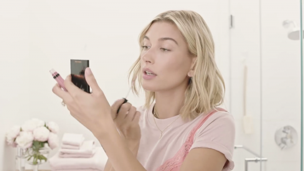 VOGUE618.png