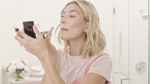 VOGUE669.png