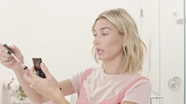 VOGUE683.png