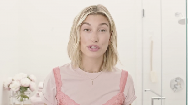 VOGUE693.png