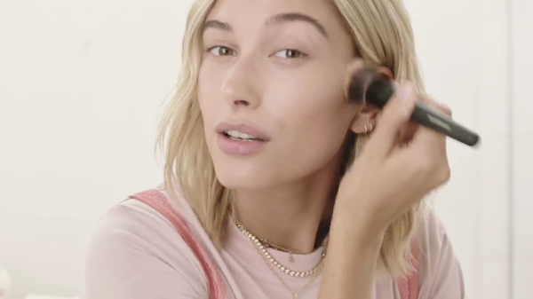 VOGUE89.png